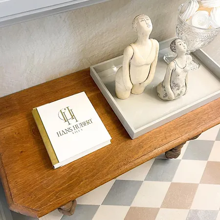 Hans Hubert Apartment